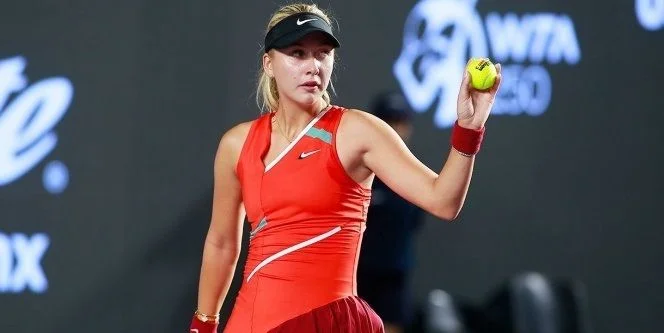 Барбора Крейчикова - Анастасия Потапова