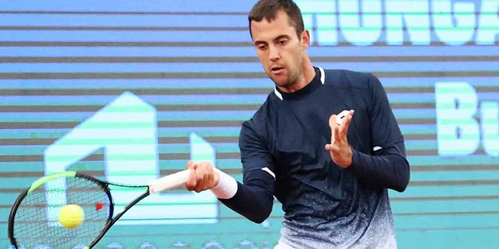 Ласло Дьере - Жоао Соуза