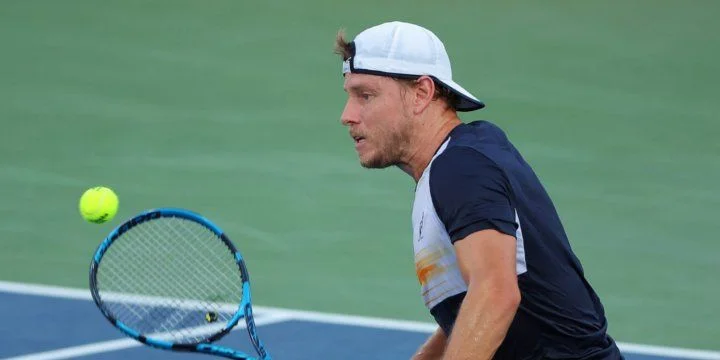 Джеймс Дакворт - Максим Кресси Джеймс Дакворт - Максим Кресси