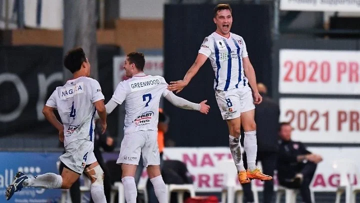 Голд Кост Юн - Пенинсула Голд Кост Юн - Пенинсула