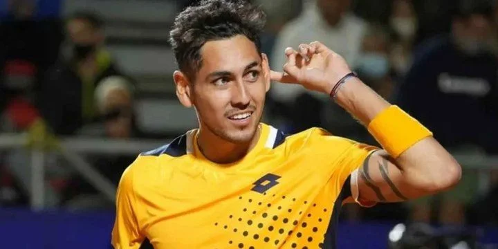 Лоренцо Сонего - Алехандро Табило