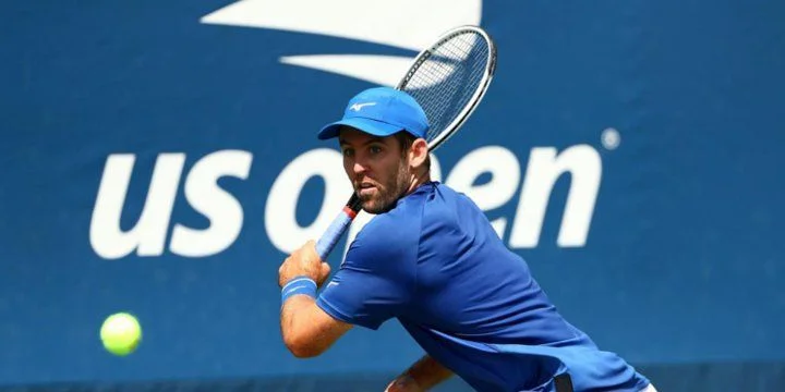 Брэдли Клан - Ян-Леннард Штруфф