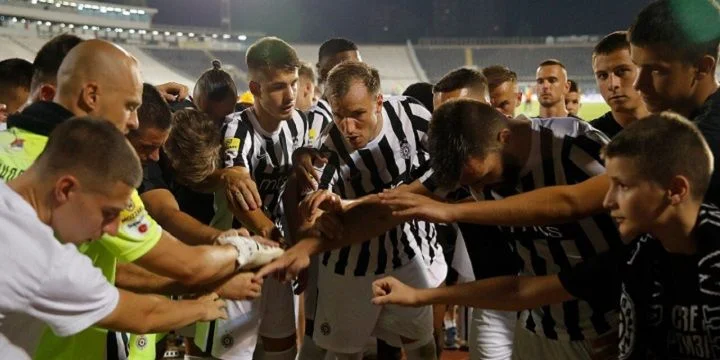 Хамрун Спартанс - Партизан