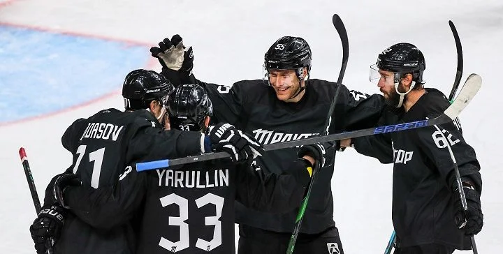 Трактор - Автомобилист Трактор - Автомобилист