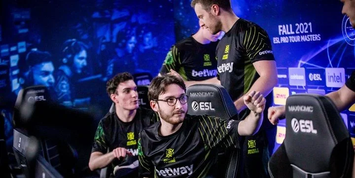 Ninjas in Pyjamas - Heroic