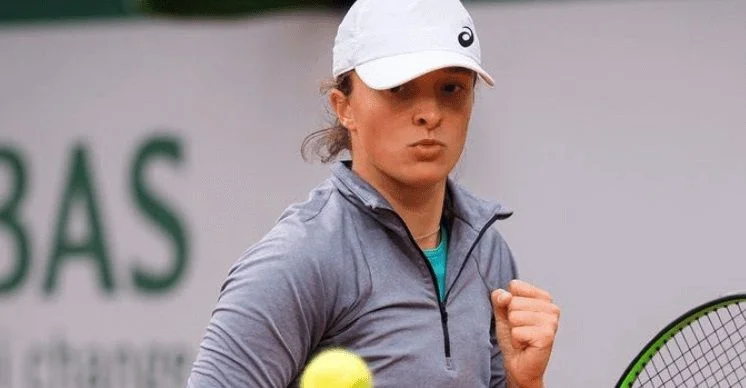 Ига Швентек - Жасмине Паолини