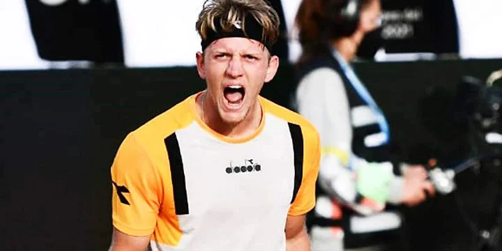 Алехандро Давидович Фокина - Мартон Фучович