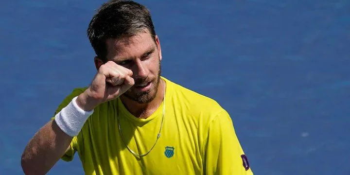 Кэмерон Норри - Жоао Соуза