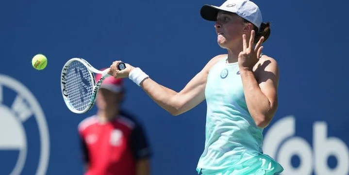 Ига Швентек - Слоан Стивенс Ига Швентек - Слоан Стивенс