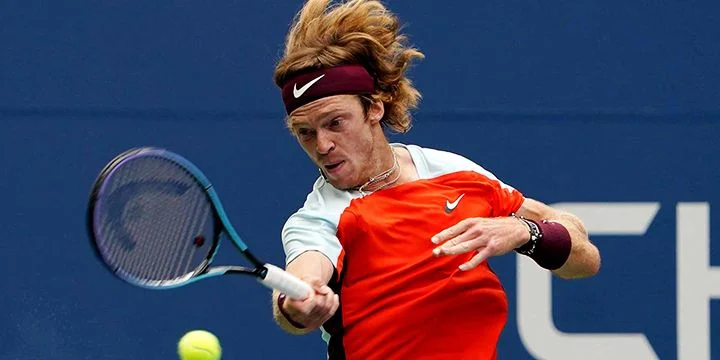 Андрей Рублев - Фрэнсис Тиафо