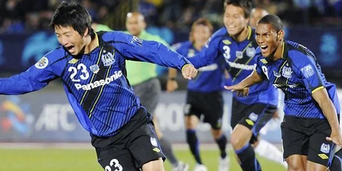 Гамба Осака - ФК Токио