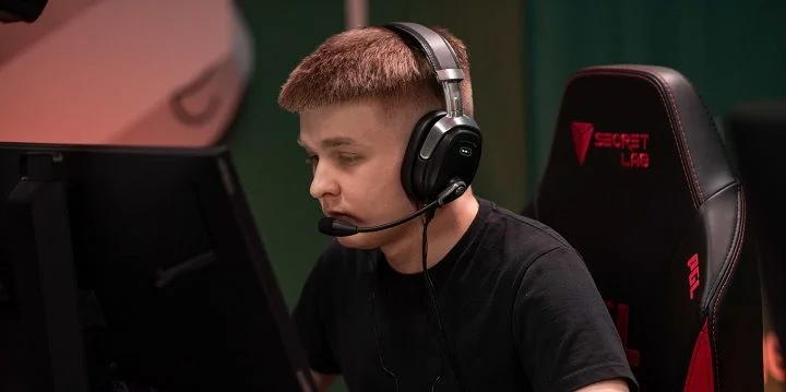 Outsiders - MIBR Outsiders - MIBR