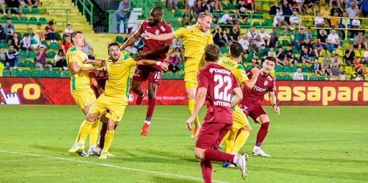 Миовени - Университатя Клуж