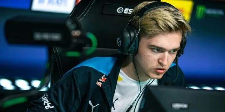 Cloud 9 - Movistar Riders Cloud 9 - Movistar Riders