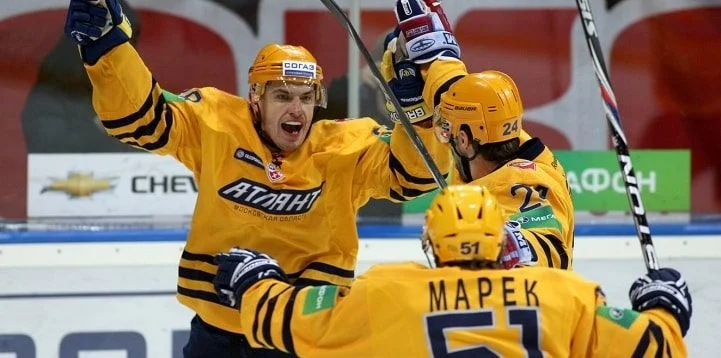 Амурские Тигры - Атлант