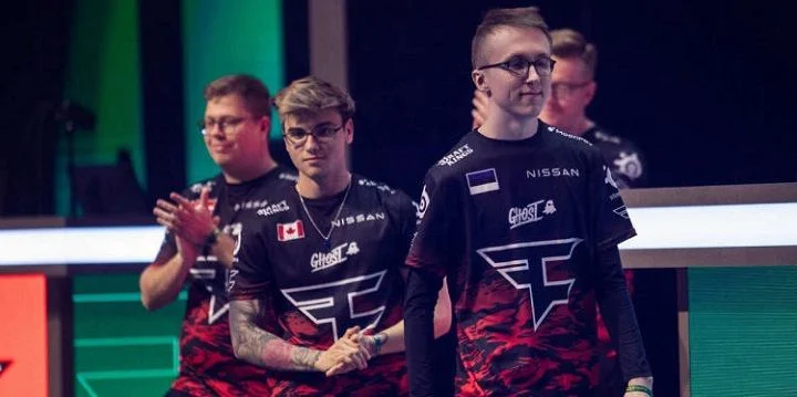 FaZe Clan - compLexity Gaming FaZe Clan - compLexity Gaming