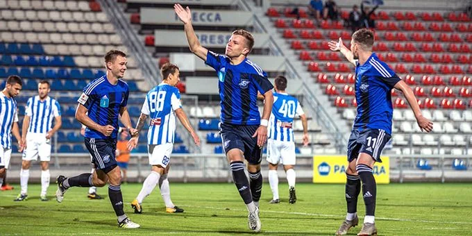 Сатурн - Динамо Владивосток