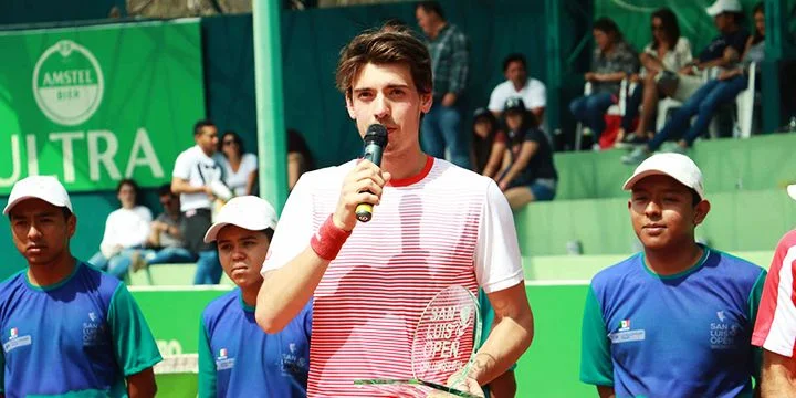 Камил Майхржак - Марк-Андре Хюслер