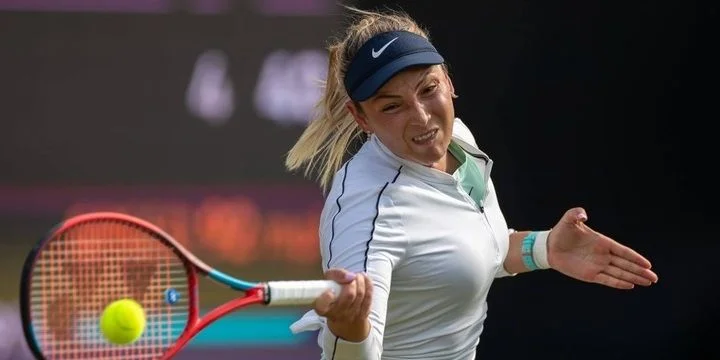 Донна Векич - Белинда Бенчич