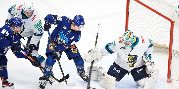 Барыс - Нефтехимик Барыс - Нефтехимик