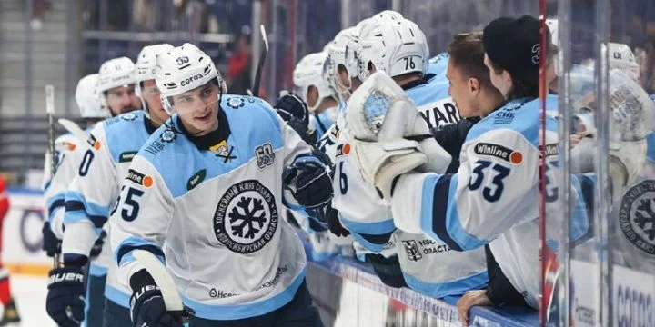 Сибирь - Локомотив