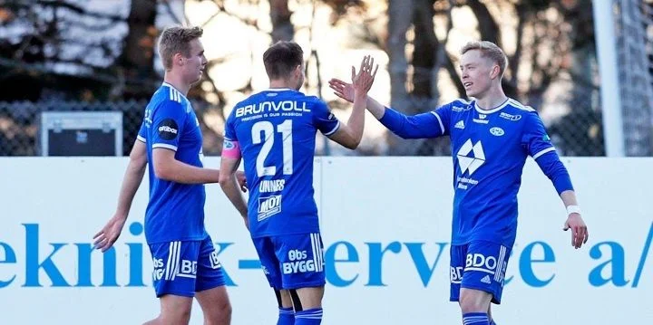 Мольде - Шемрок Роверс