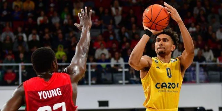 Альба - Партизан