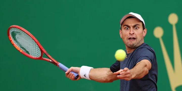 Аслан Карацев - Микаэль Имер