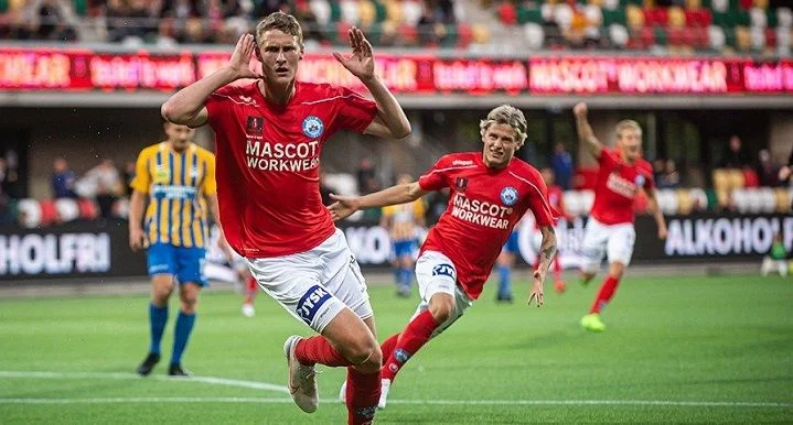 Стяуа (ФКСБ) - Силькеборг