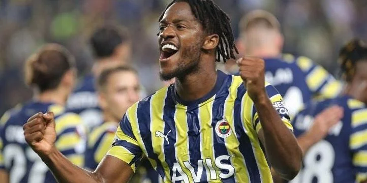 АЕК Ларнака - Фенербахче