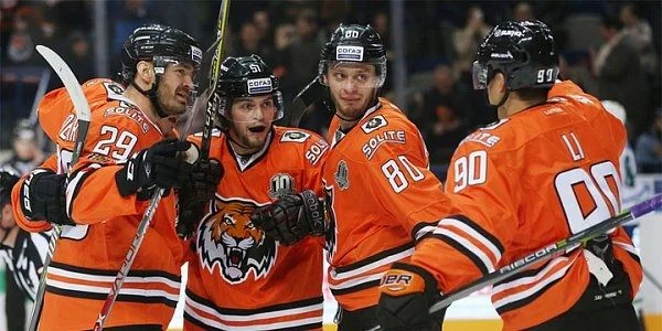 Барыс - Амур Барыс - Амур