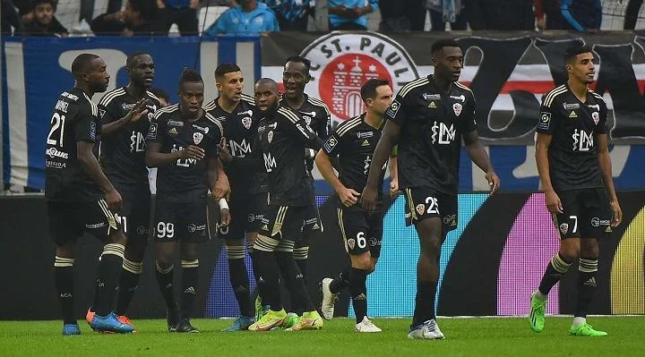 Труа - Аяччо