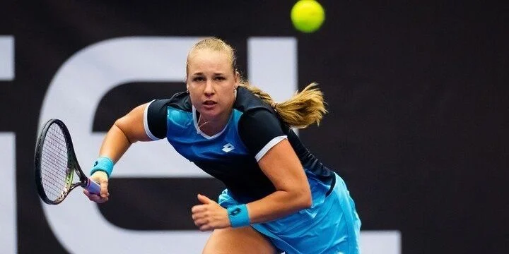 Жасмине Паолини - Анна Блинкова