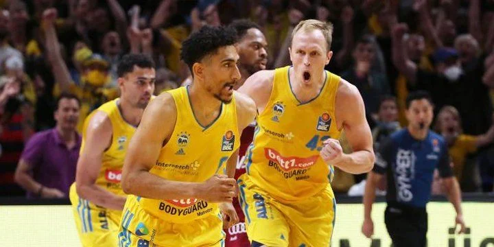 Альба - Панатинаикос