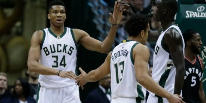 Милуоки - Хьюстон