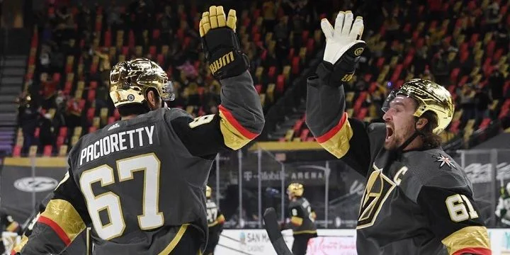 Вегас - Торонто