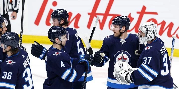 Виннипег Джетс - Сент-Луис Виннипег Джетс - Сент-Луис