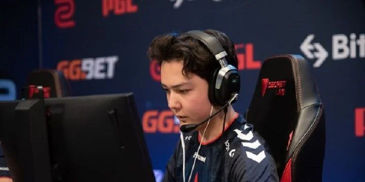 TRICKED eSport - AGO TRICKED eSport - AGO