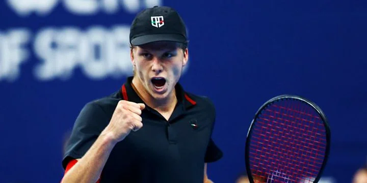 Дженсон Бруксби - Уго Умбер Дженсон Бруксби - Уго Умбер