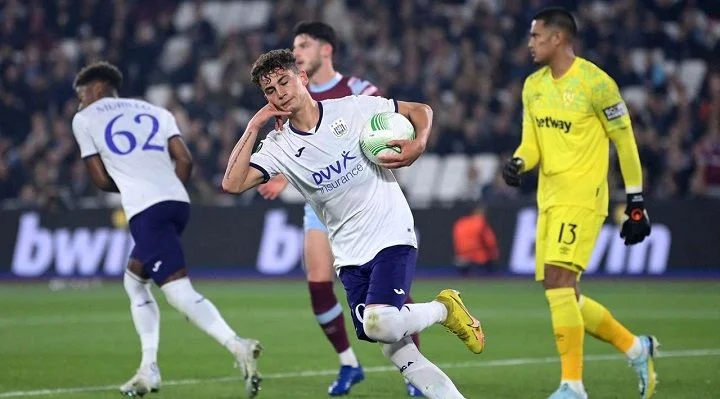 Андерлехт - Стяуа (ФКСБ) Андерлехт - Стяуа (ФКСБ)