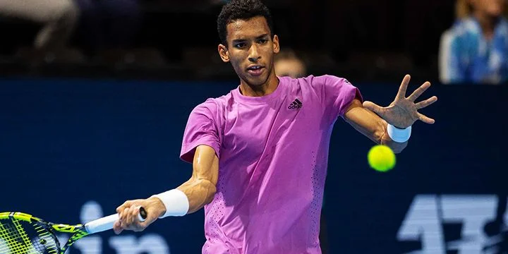 Феликс Оже-Альяссим - Александр Бублик