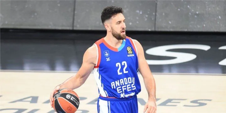 Анадолу Эфес - Фенербахче