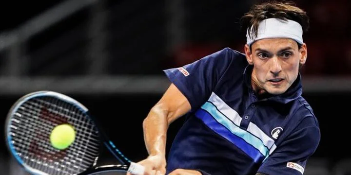 Ласло Дьере - Марк-Андре Хюслер