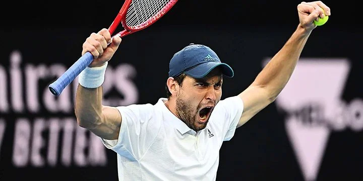 Аслан Карацев - Йосихито Нисиока