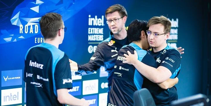 Cloud 9 - Fnatic Cloud 9 - Fnatic