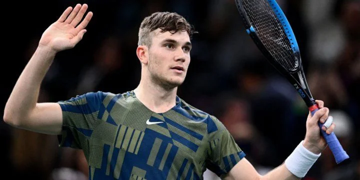 Джек Дрейпер - Фрэнсис Тиафо Джек Дрейпер - Фрэнсис Тиафо