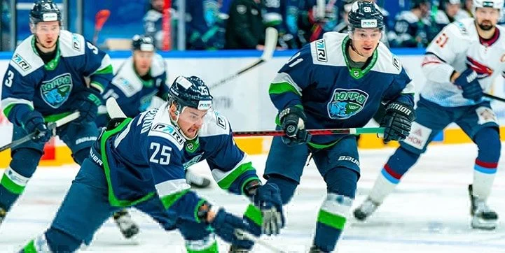 Югра - Омские Крылья