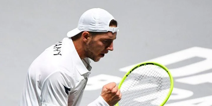 Ян-Леннард Штруфф - Лука Нарди