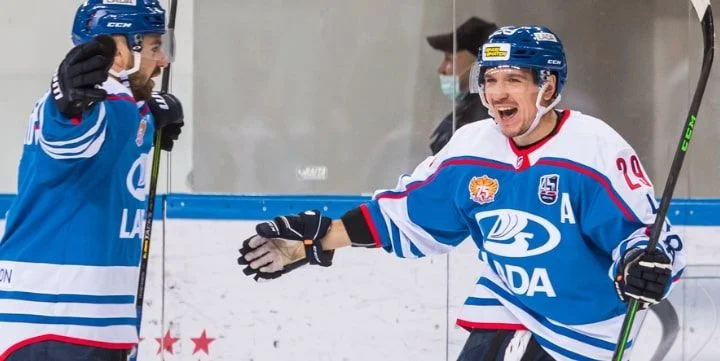 Молот - Лада