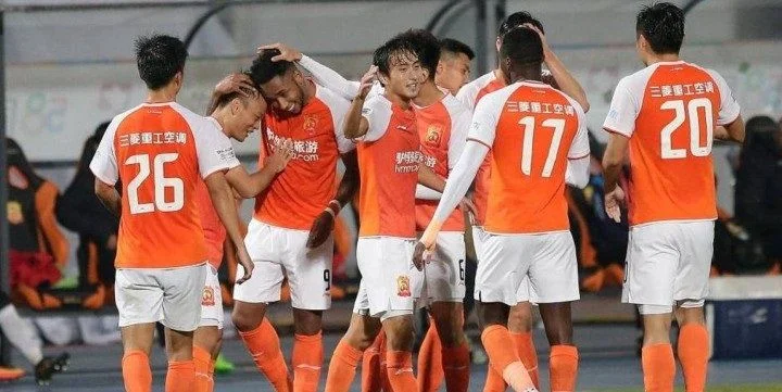 Ухань - Мэйчжоу Хакка Ухань - Мэйчжоу Хакка